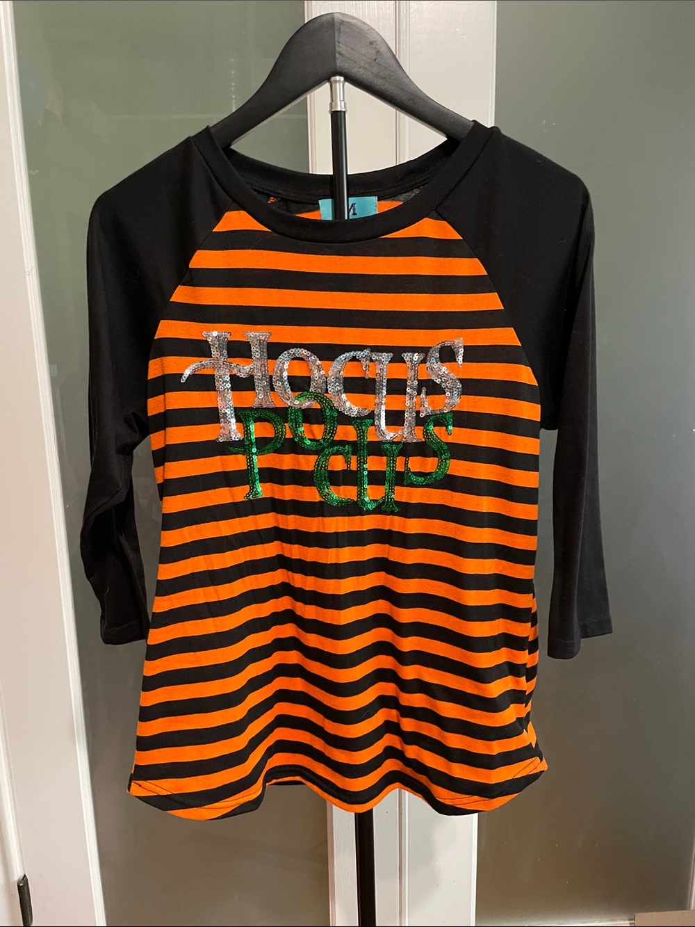 Women’s Small Black & Orange Striped Long-Sleeve 'Hocus Pocus' Tee